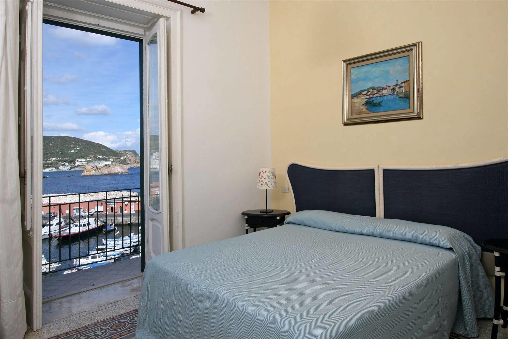 Locanda Mari Ponza Exteriér fotografie